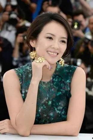 明星黑料大曝光,明星黑料大揭秘，真相背后令人震惊-第3张图片-草莓视频深夜