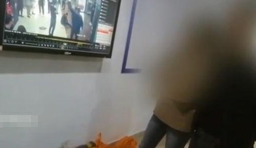 成人摔倒视频素材无水印,揭秘成人摔倒的瞬间动态-第3张图片-草莓视频深夜