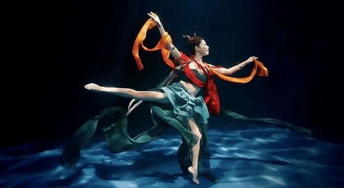 亲情舞蹈成人单人舞视频,单人舞中的温馨故事演绎-第3张图片-草莓视频深夜