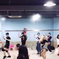 伶俐成人舞蹈视频教学,轻松入门，舞动身心-第3张图片-草莓视频深夜