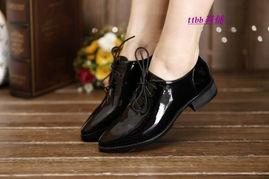 成人女鞋直播小皮鞋视频,直播带你领略小皮鞋魅力-第3张图片-草莓视频深夜