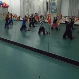 成人筷子舞蹈视频独舞,成人独舞的艺术演绎-第1张图片-草莓视频深夜 成人筷子舞蹈视频独舞,成人独舞的艺术演绎-第1张图片-草莓视频深夜