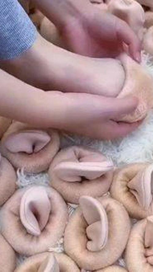 成人雪地袜子怎么穿视频-第3张图片-草莓视频深夜