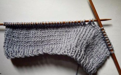 钩织毛衣成人入门视频-第1张图片-草莓视频深夜