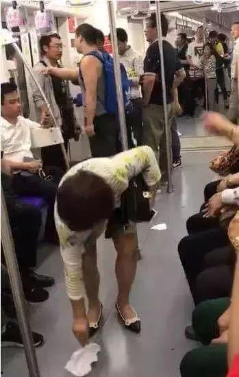 成人不会吐痰正常吗视频,揭秘呼吸系统健康之谜-第1张图片-草莓视频深夜