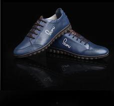 男款成人鞋直播视频,带你领略最新男款成人鞋风采-第2张图片-草莓视频深夜